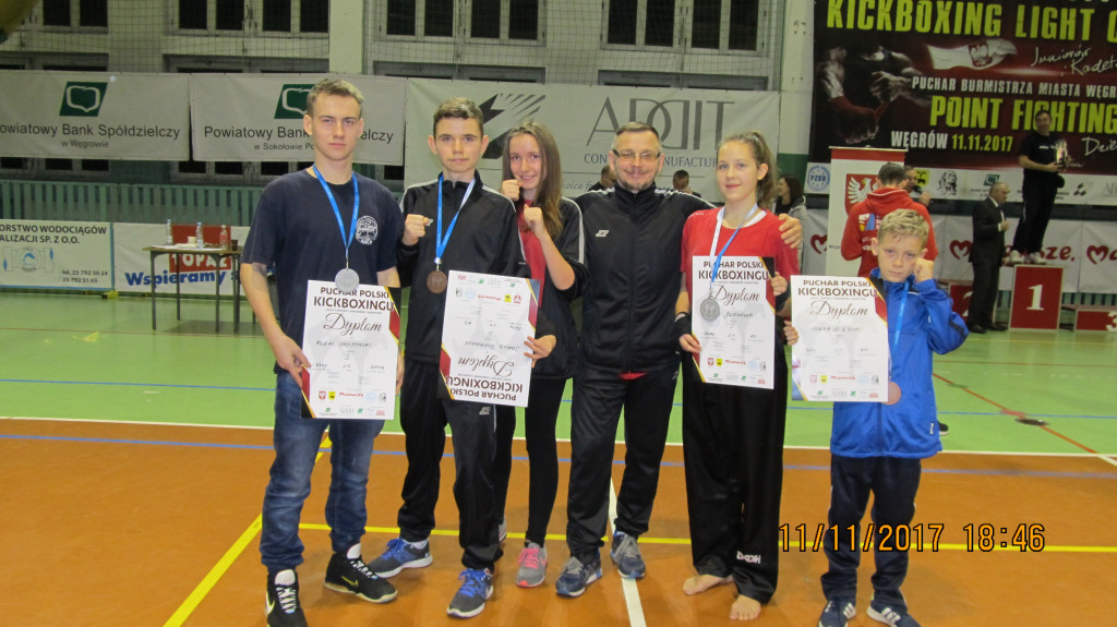 Zawodnicy MDK i Alex Kutno na podium