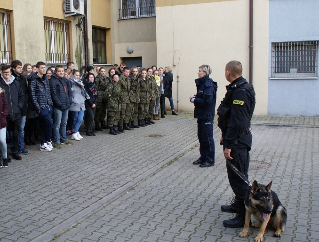 Dni otwarte na komendzie Policji