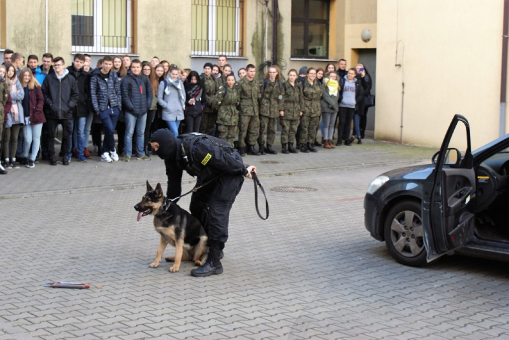 Dni otwarte na komendzie Policji
