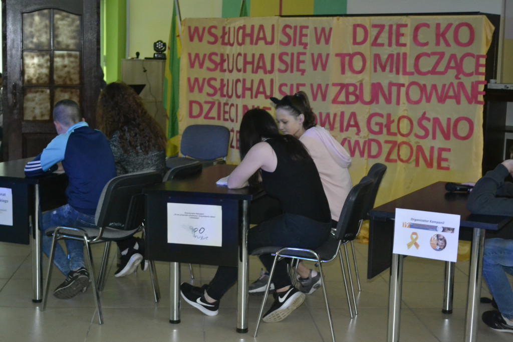 Przeciwko krzywdzeniu dzieci i młodzieży