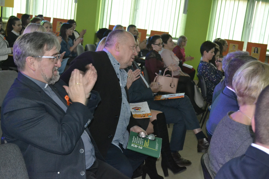 Przeciwko krzywdzeniu dzieci i młodzieży