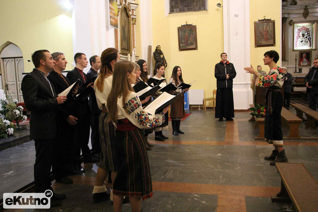 Chór Aksios w Krośniewicach