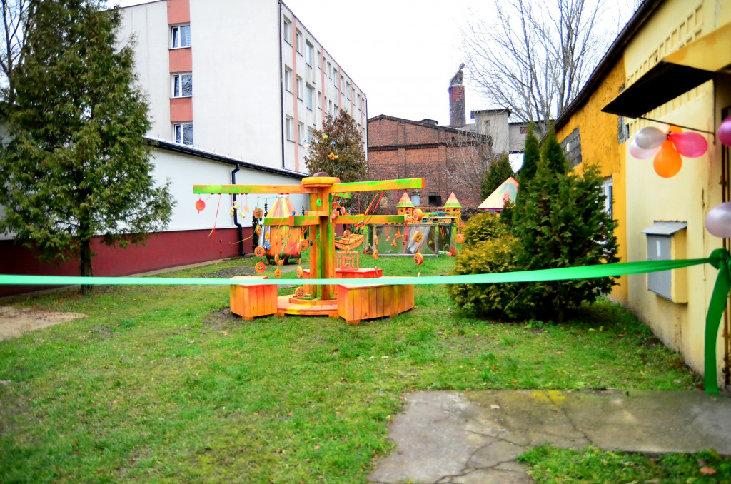 Plac zabaw na Przemysłowej