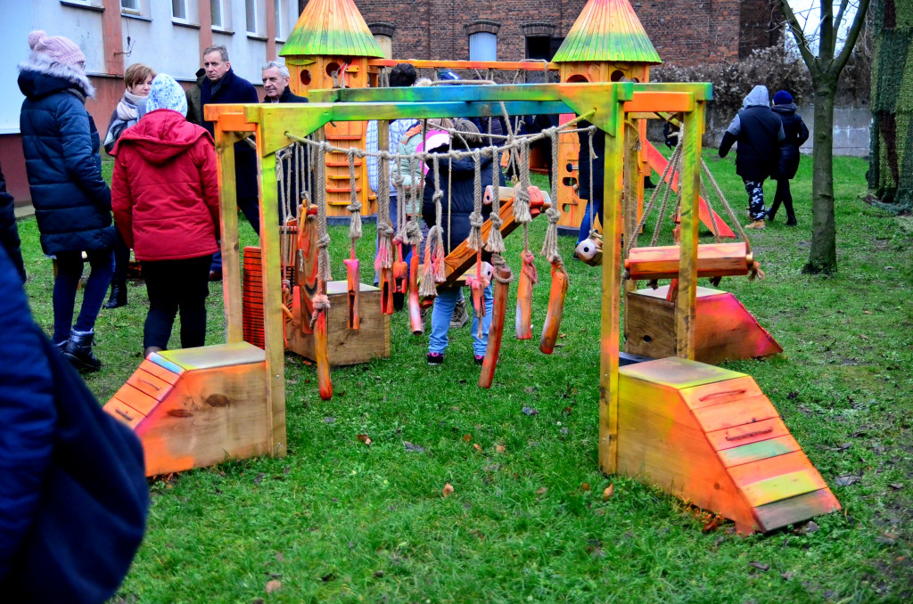 Plac zabaw na Przemysłowej