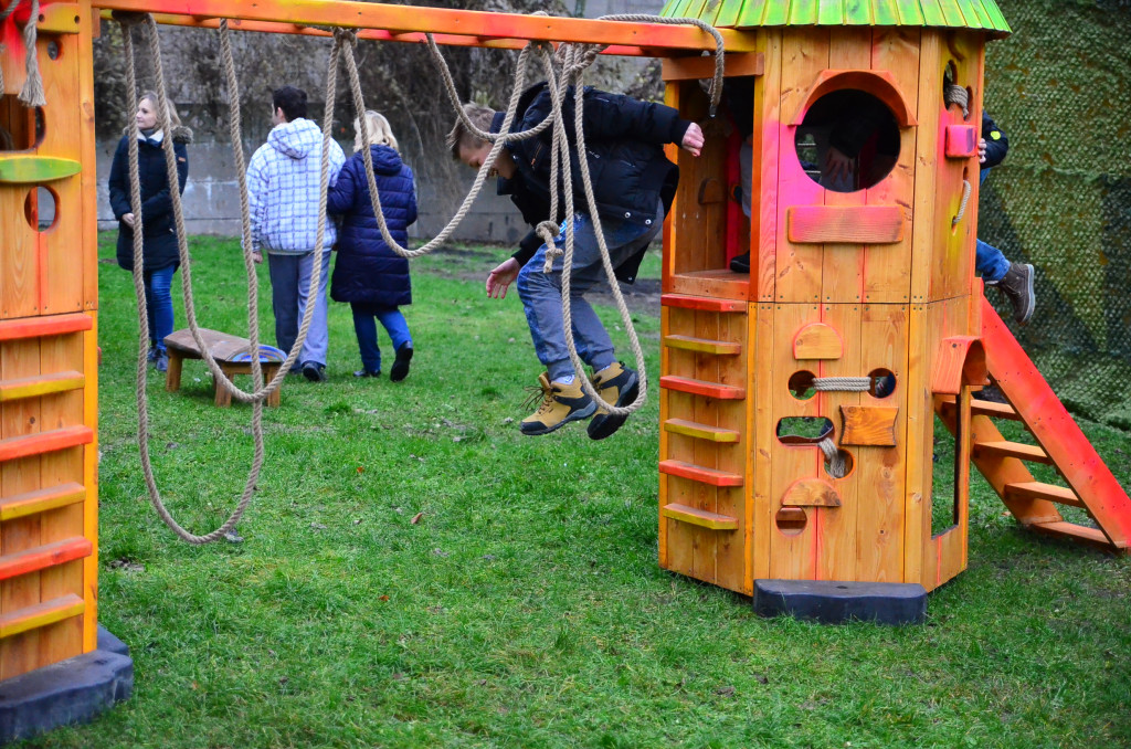 Plac zabaw na Przemysłowej