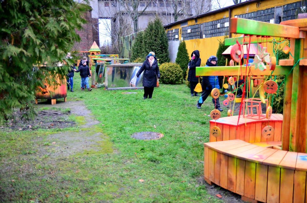 Plac zabaw na Przemysłowej