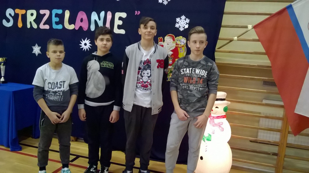 Strzelanie w Dwójce