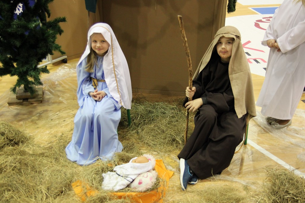 Kolędowanie w SP nr 9