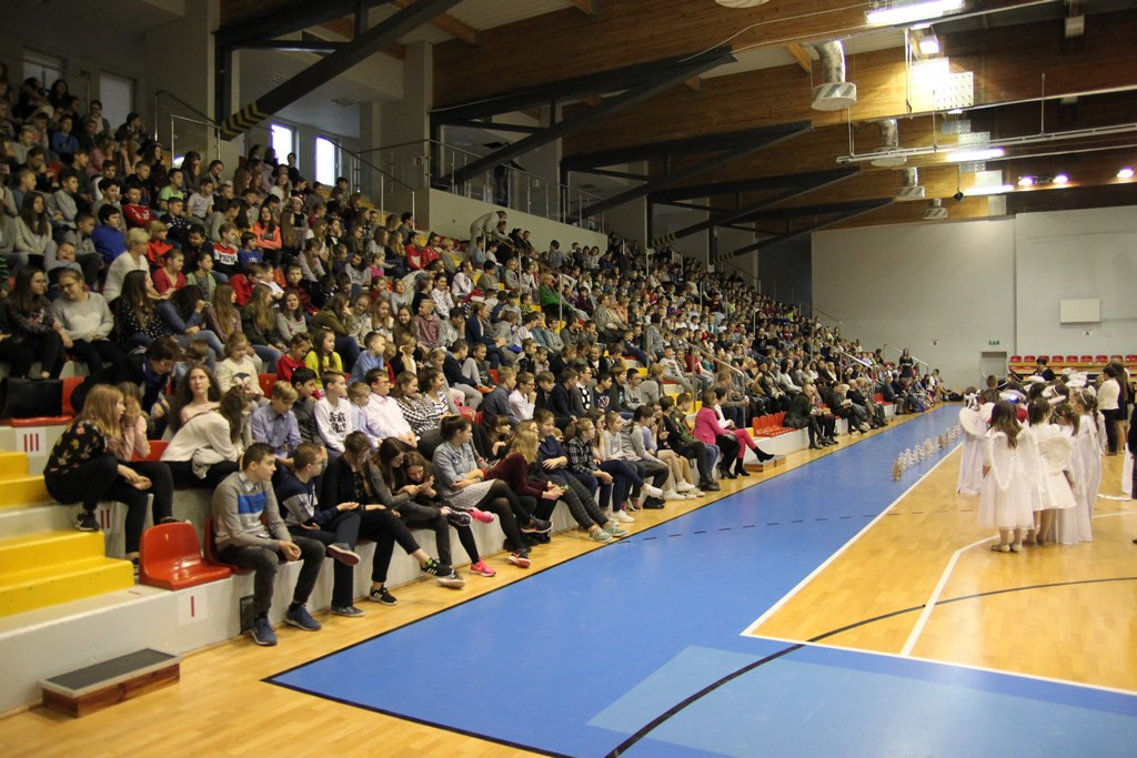 Kolędowanie w SP nr 9