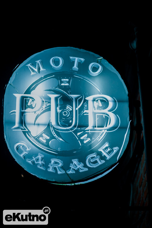 Xedom - kapitalny koncert debiutującego zespołu w MOTO PUB Garage.