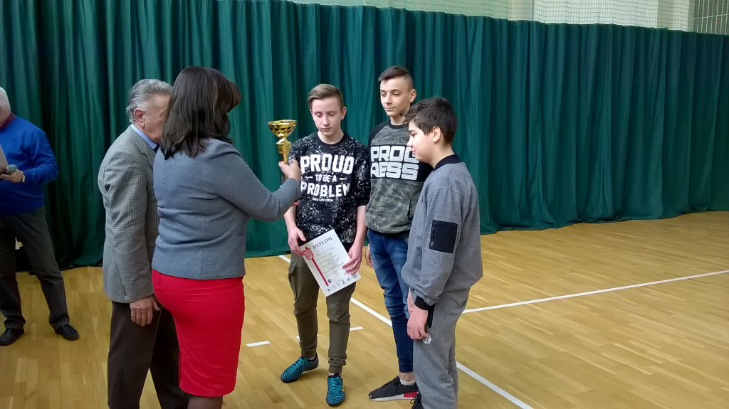 Strzelanie w Dwójce