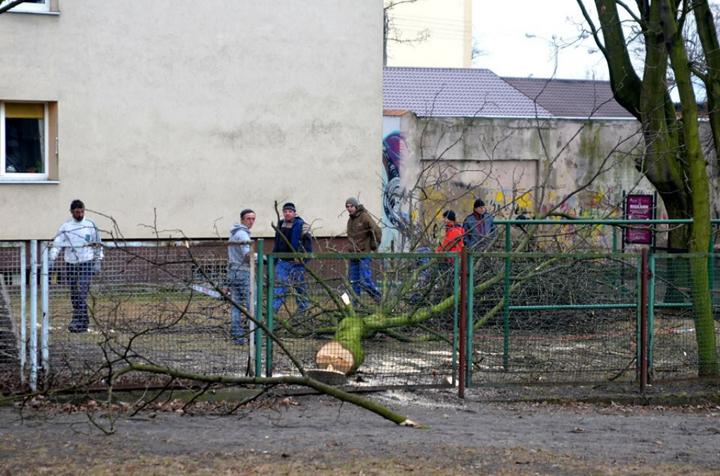Parking za blokiem a co z dojazdem