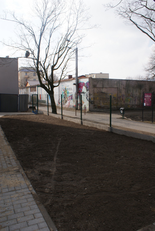 Parking za blokiem a co z dojazdem