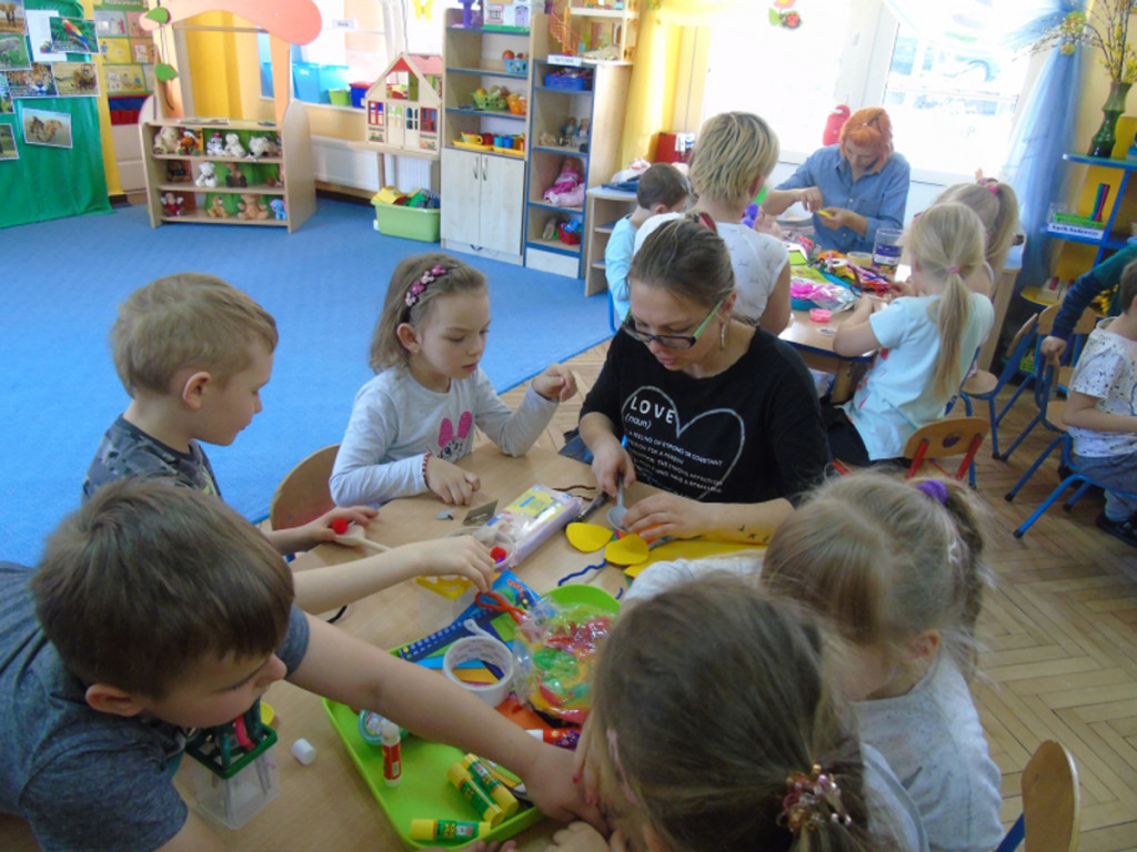 Wspólnie czytali w Stokrotce