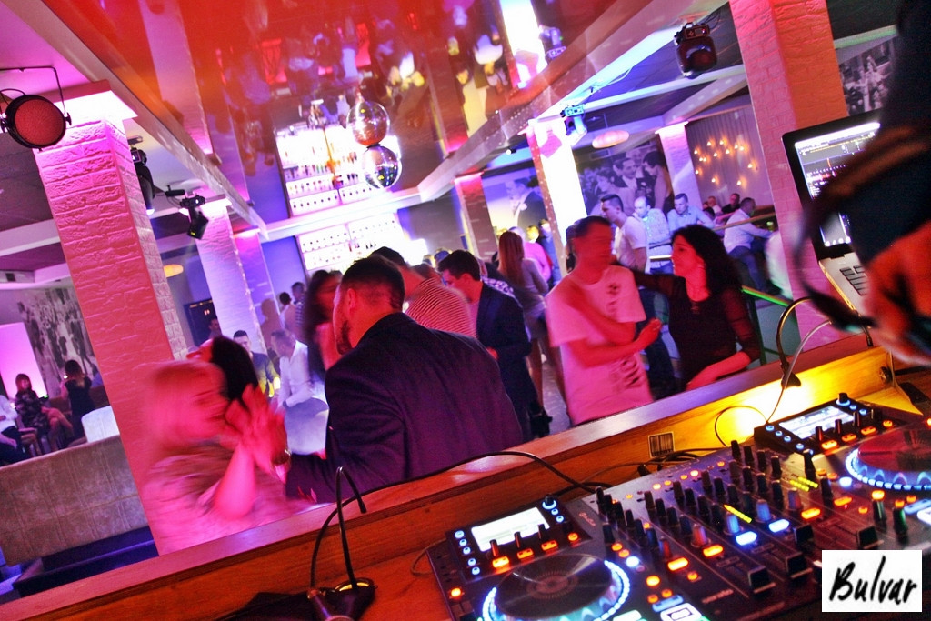 Million: Sobotnia noc w sali Bulvar