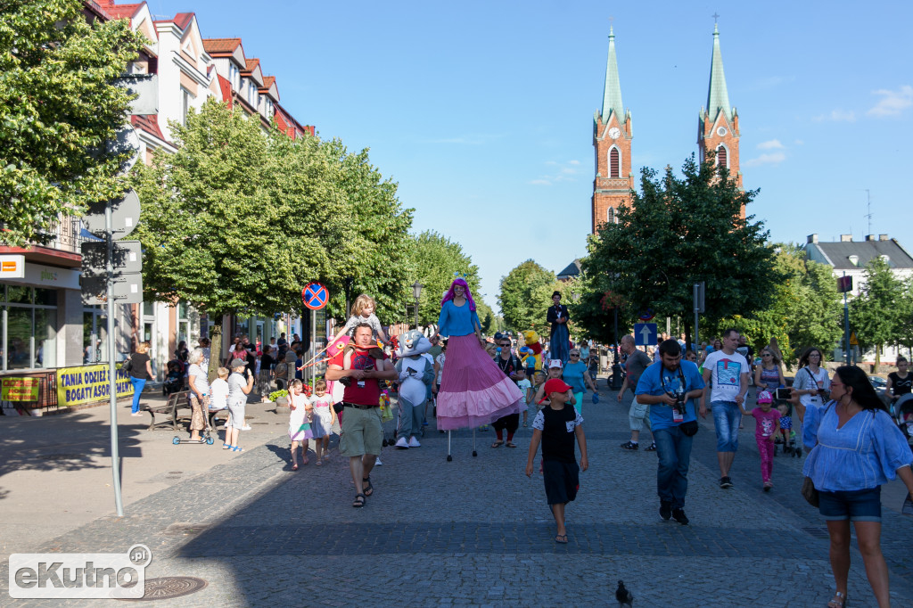 Parada i muzyczny początek Fireproof