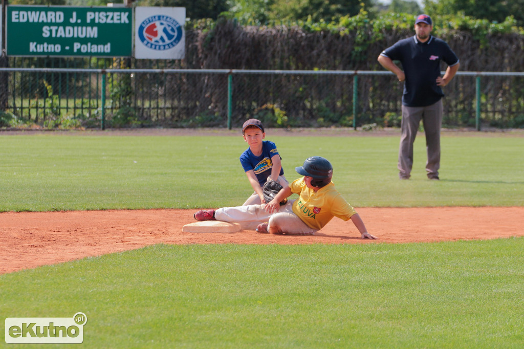 Zwycięstwo kutnowskich zawodników w grupie U-12.