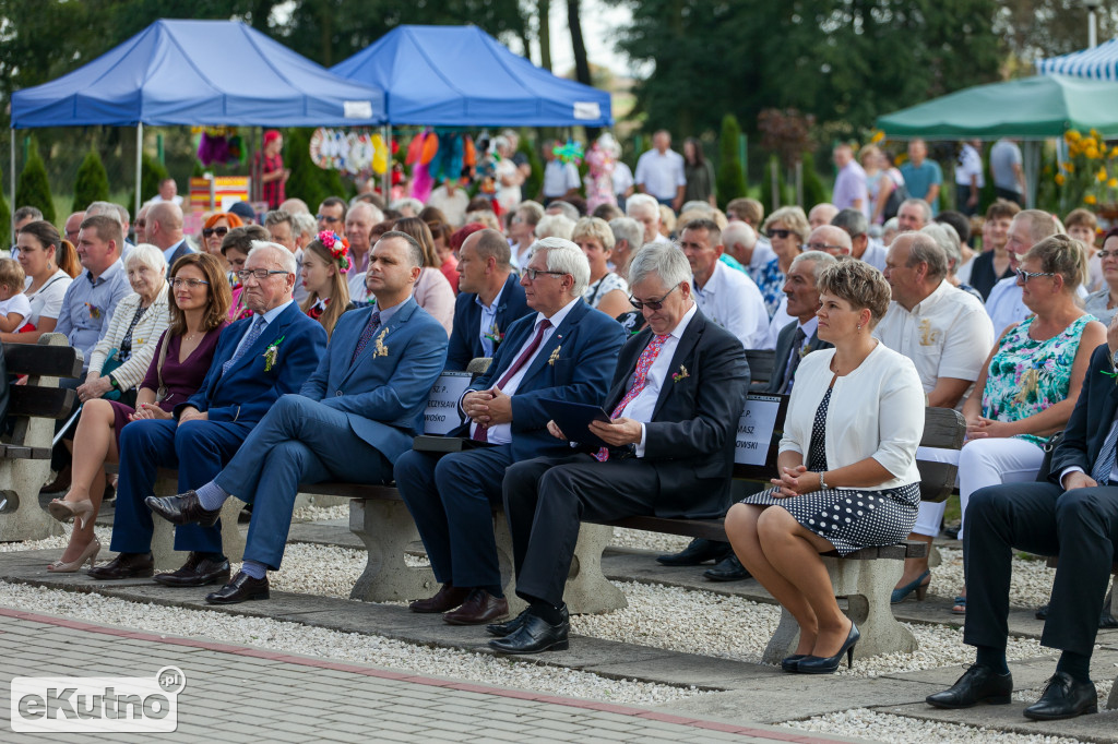 Dożynki w Krzyżanowie