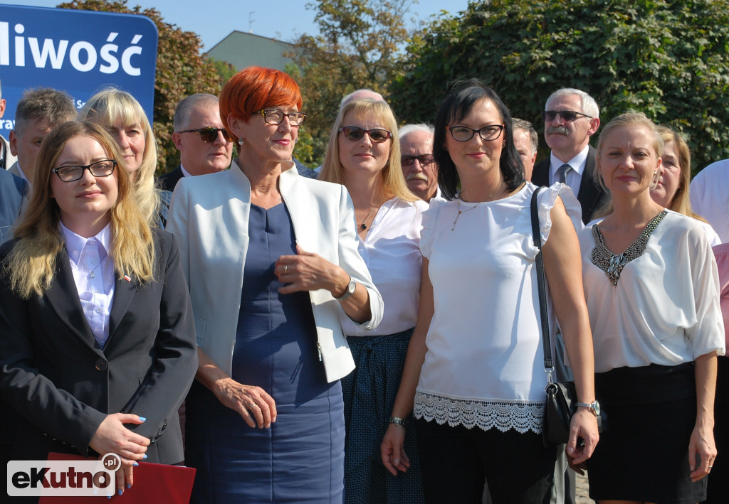 Minister Rafalska i prezentacja kandydatów PiS