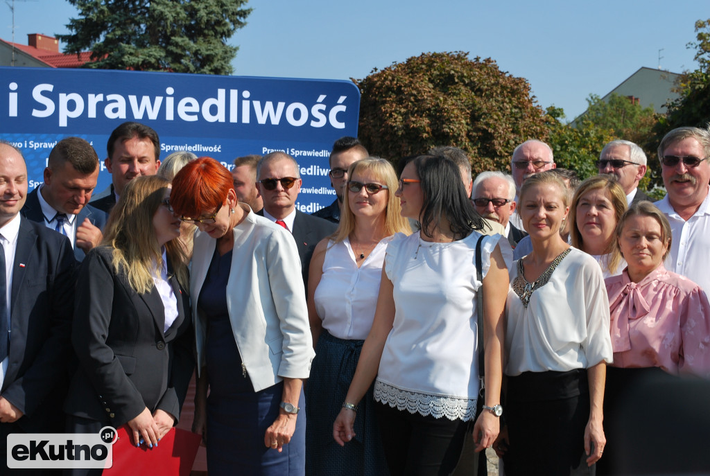 Minister Rafalska i prezentacja kandydatów PiS