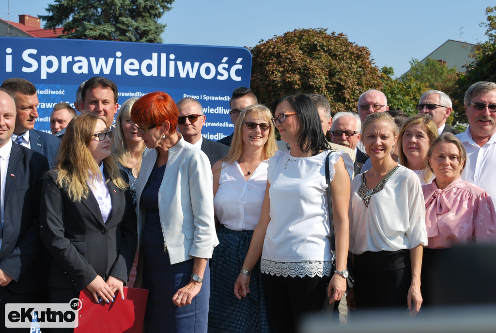 Minister Rafalska i prezentacja kandydatów PiS