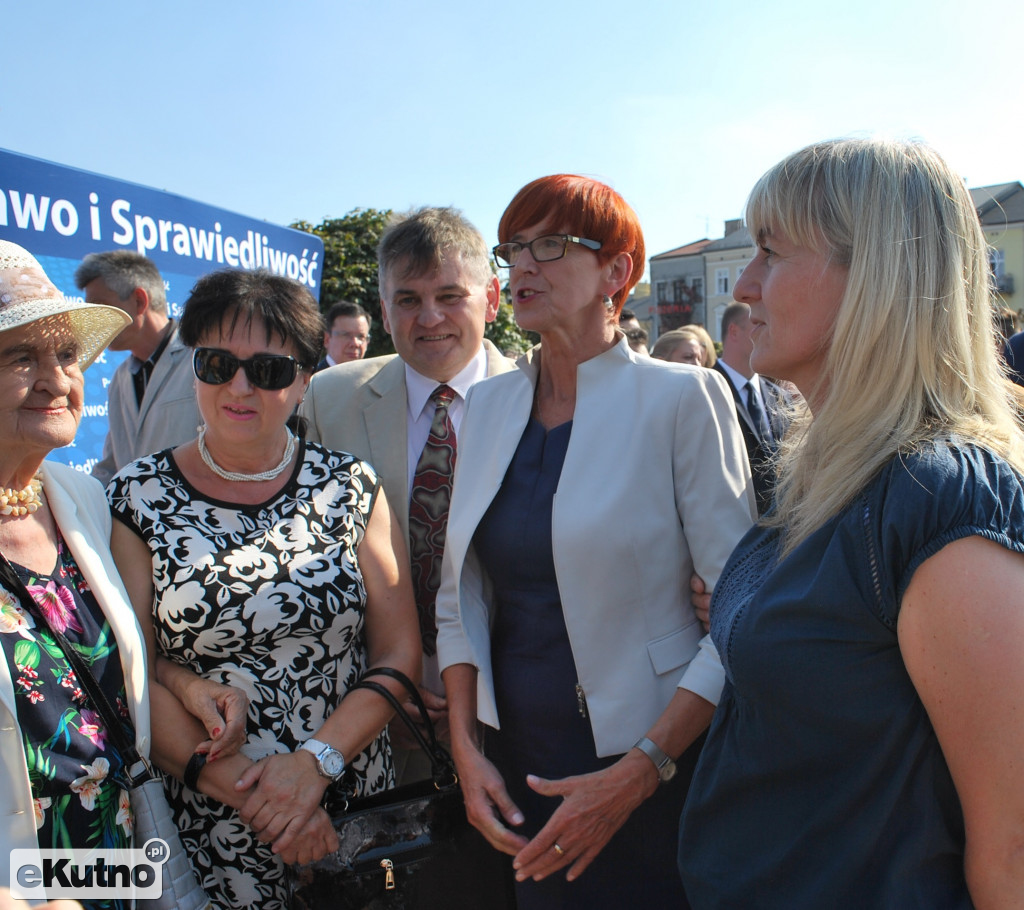 Minister Rafalska i prezentacja kandydatów PiS