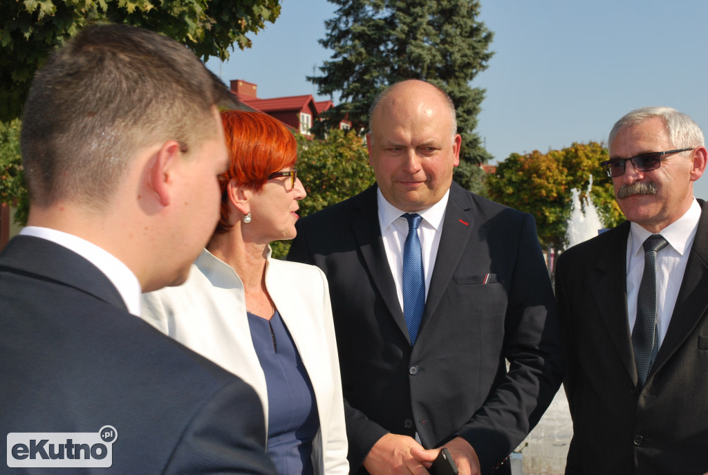 Minister Rafalska i prezentacja kandydatów PiS