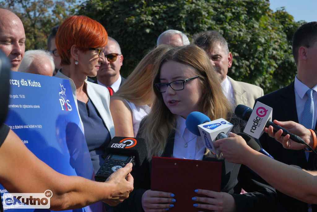 Minister Rafalska i prezentacja kandydatów PiS