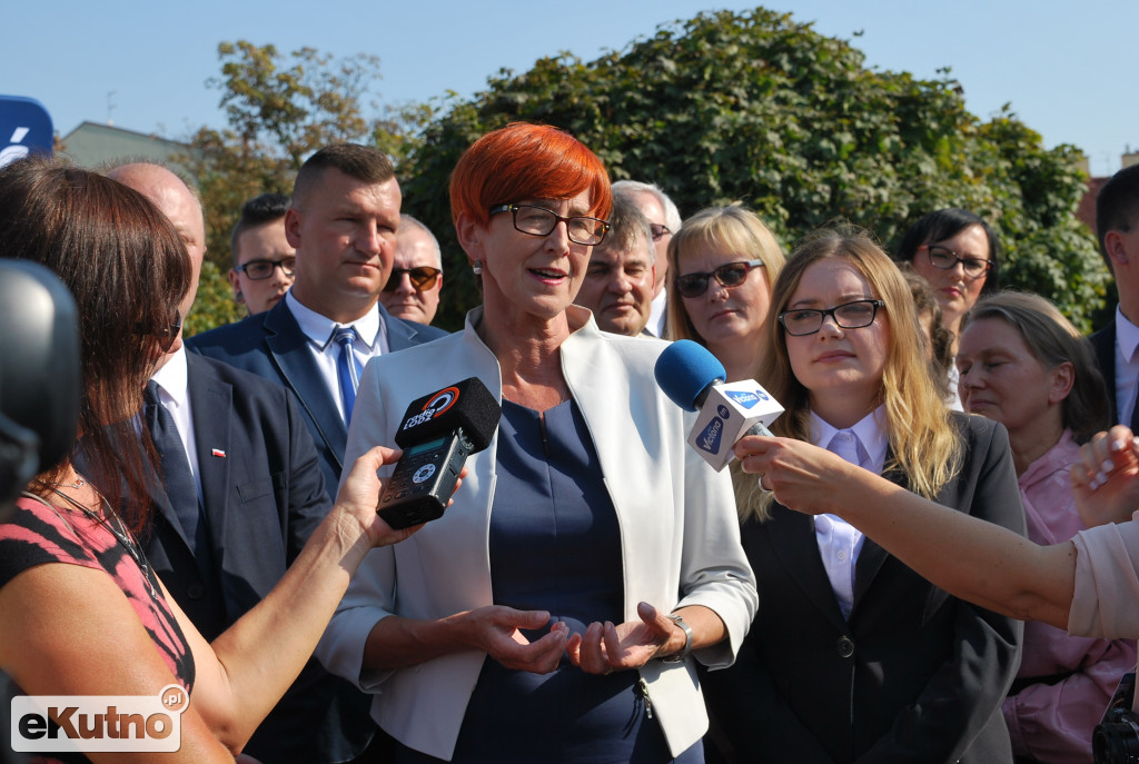Minister Rafalska i prezentacja kandydatów PiS