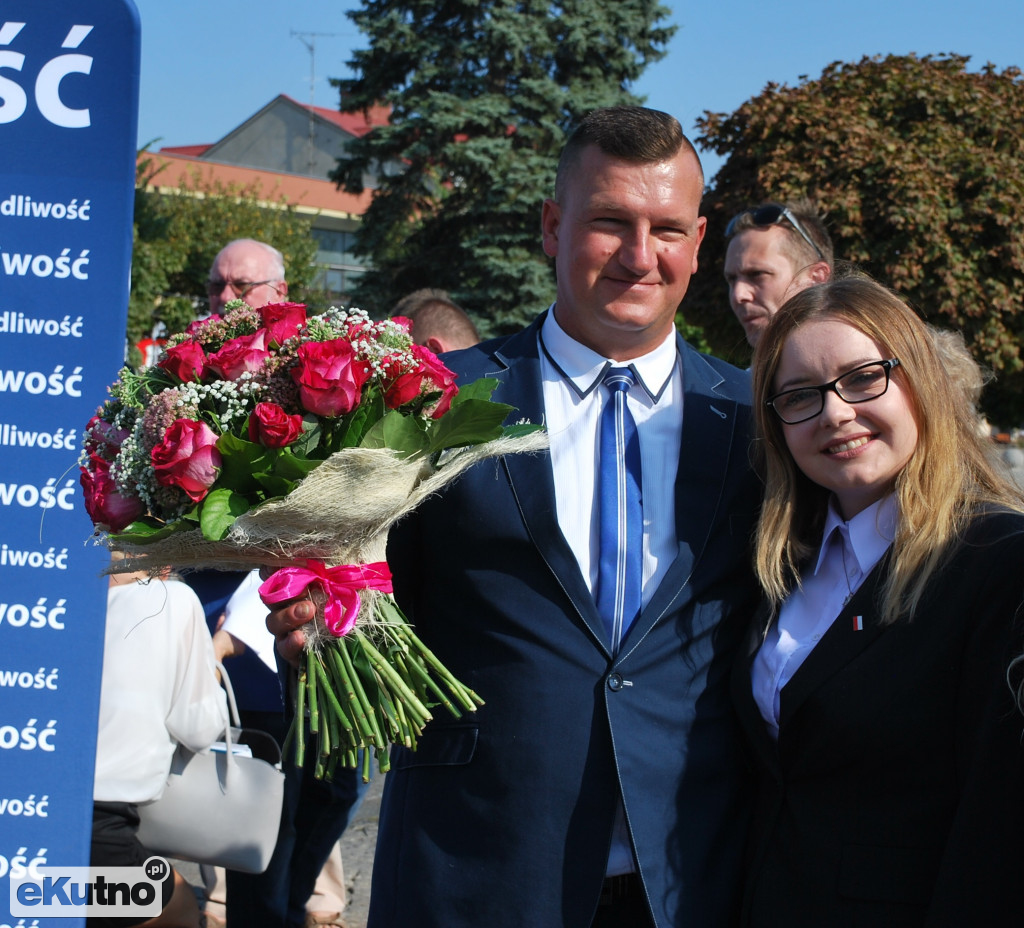 Minister Rafalska i prezentacja kandydatów PiS