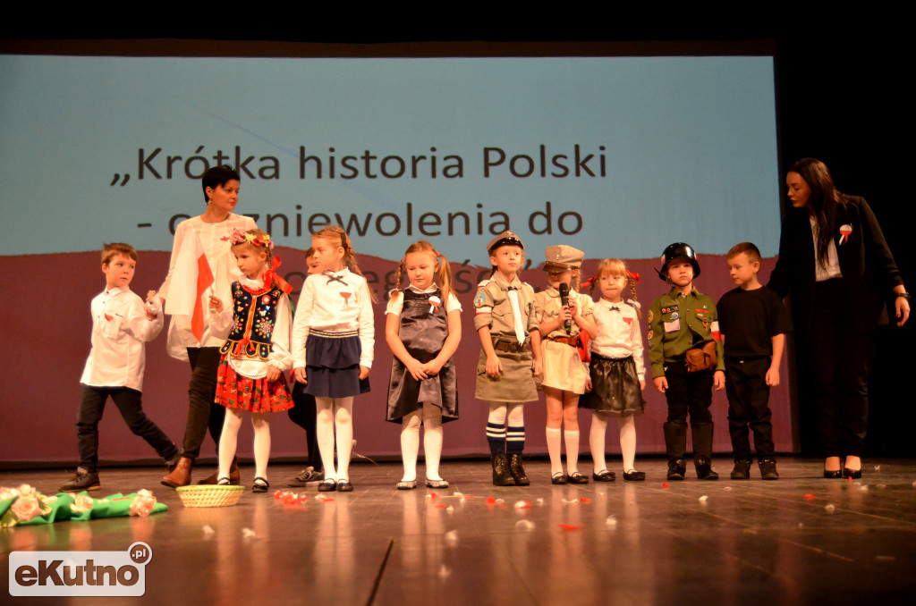 Przedszkolaki na 100-lecie Niepodległości