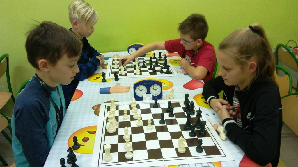 Szachy w Szóstce