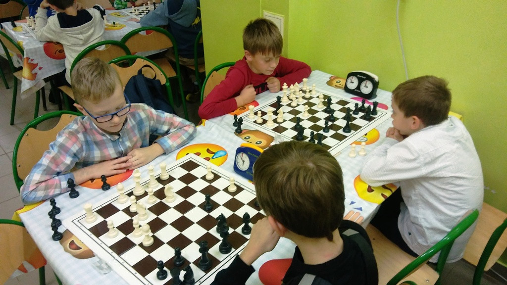 Szachy w Szóstce