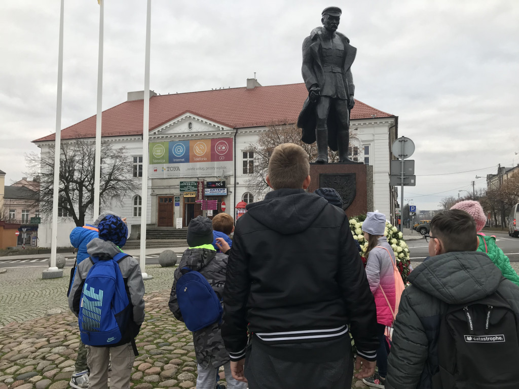Wycieczka do radia i biblioteki