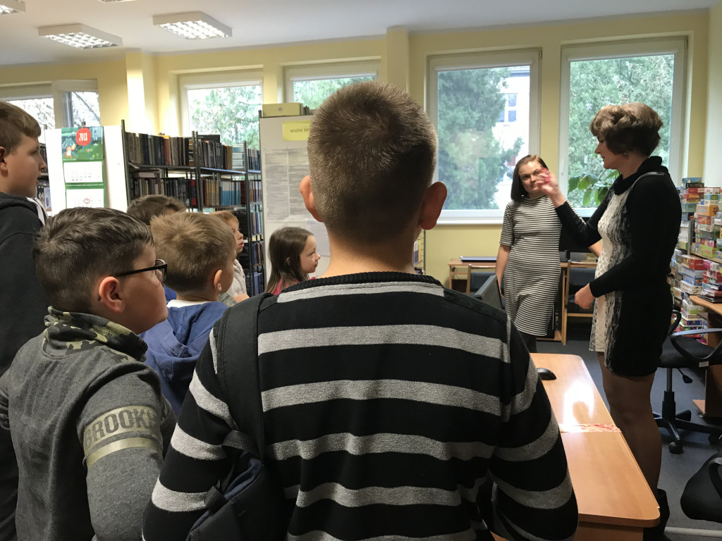 Wycieczka do radia i biblioteki