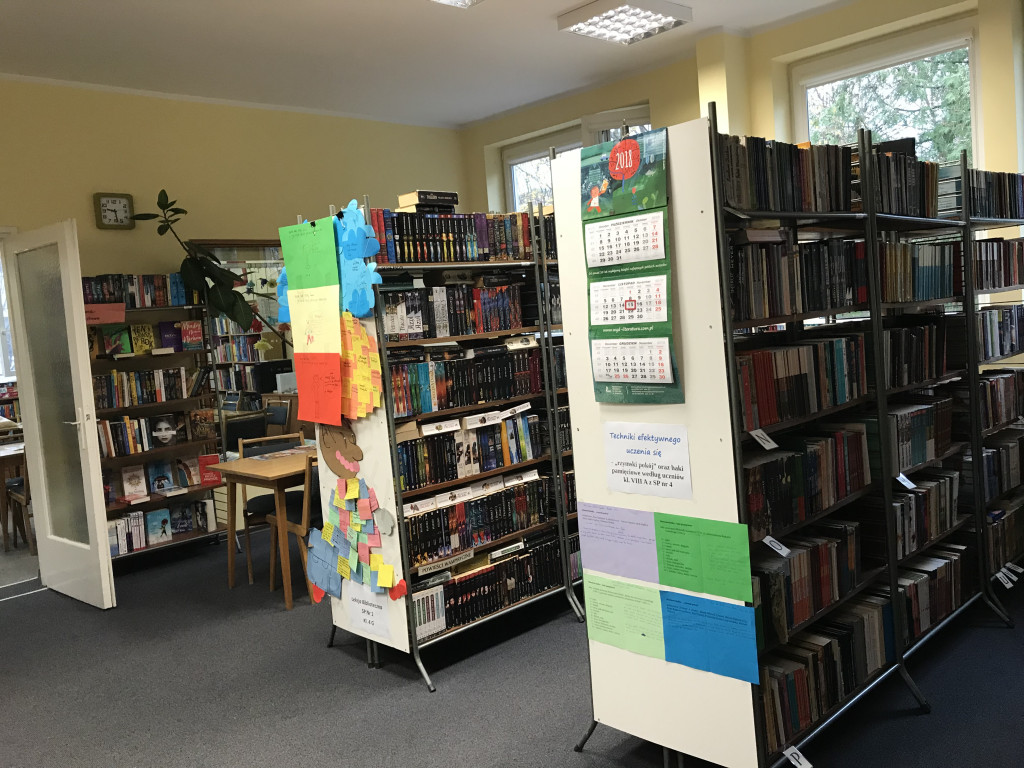 Wycieczka do radia i biblioteki