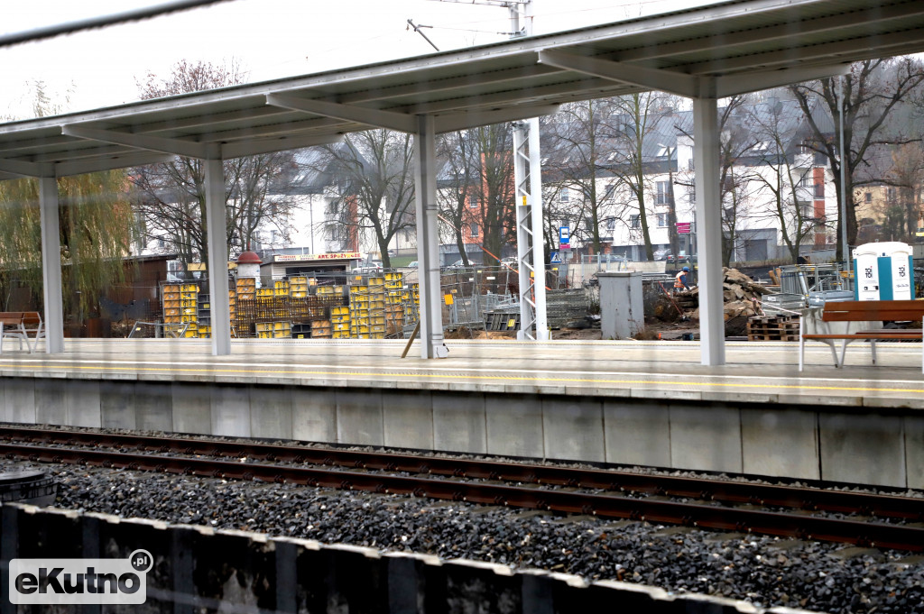 Remont torowiska i dworzec PKP