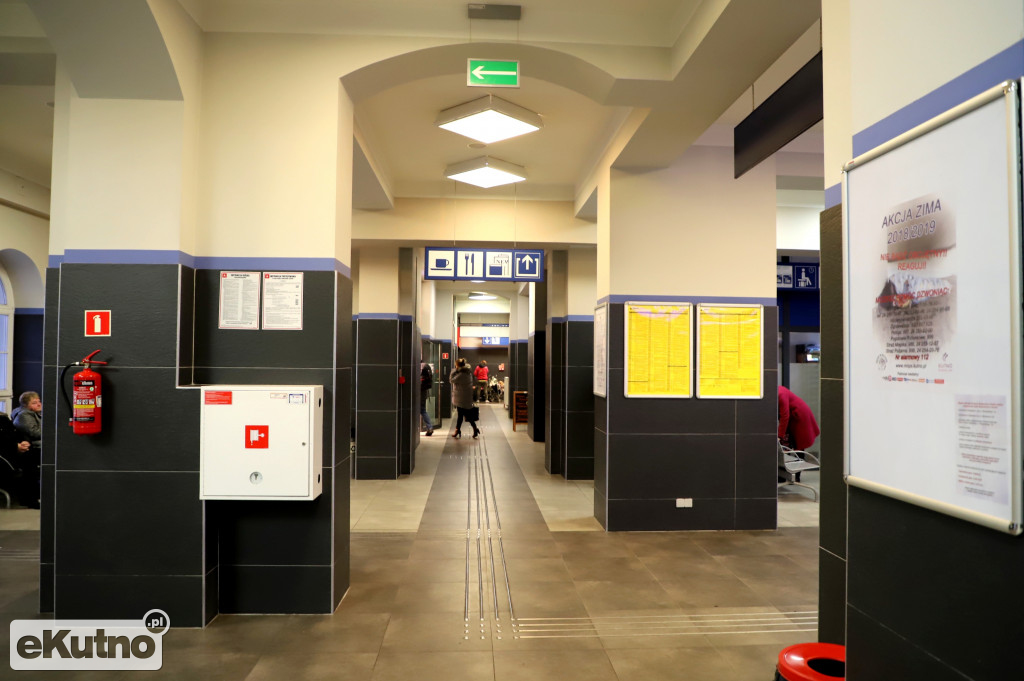 Remont torowiska i dworzec PKP