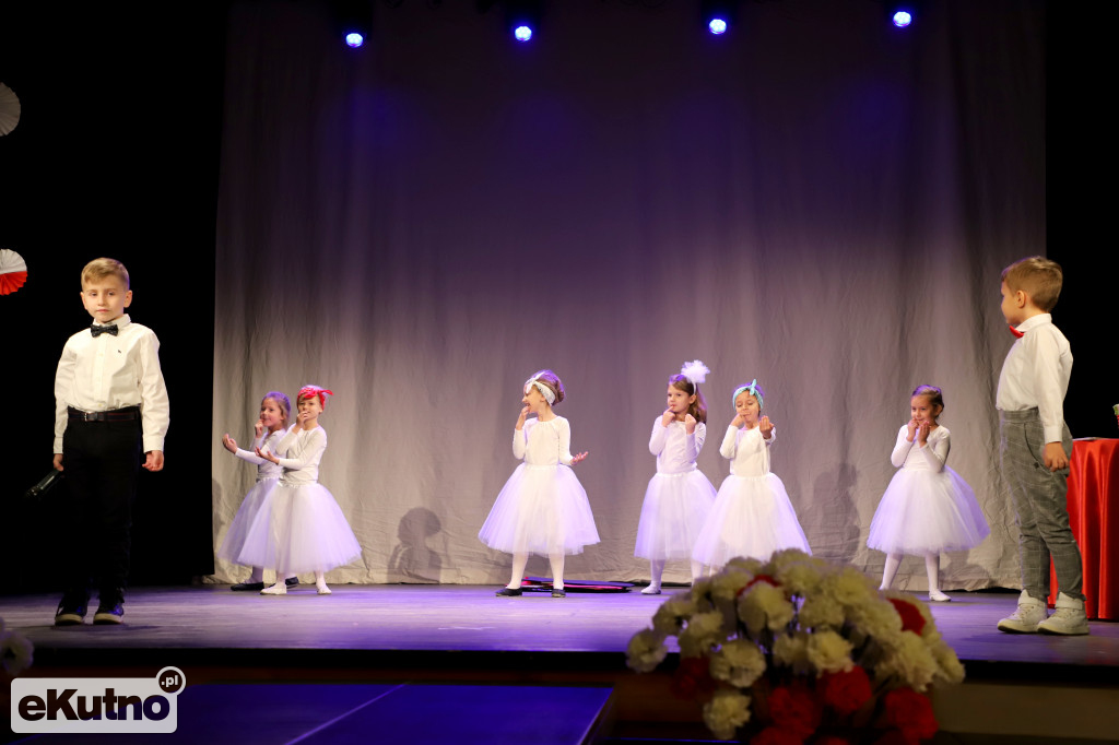 100 lat w modzie polskiej