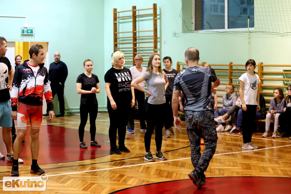 Trening specjalny z Navalem
