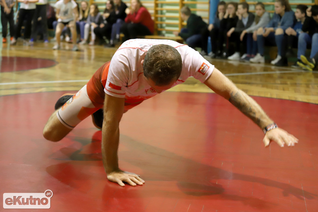Trening specjalny z Navalem