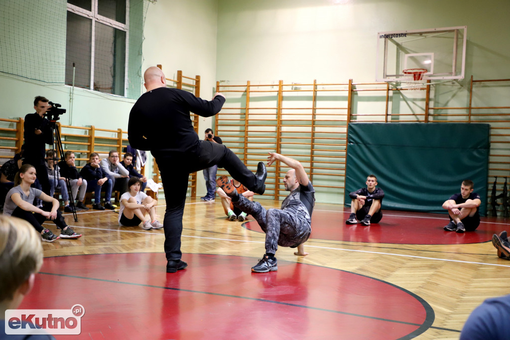Trening specjalny z Navalem
