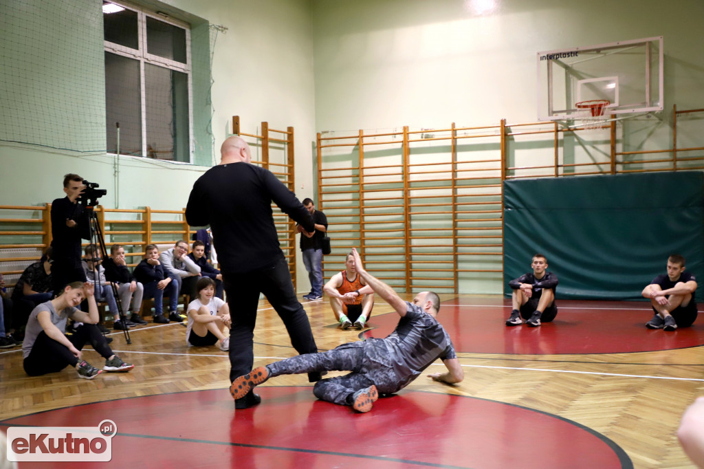 Trening specjalny z Navalem