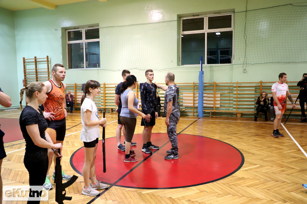 Trening specjalny z Navalem
