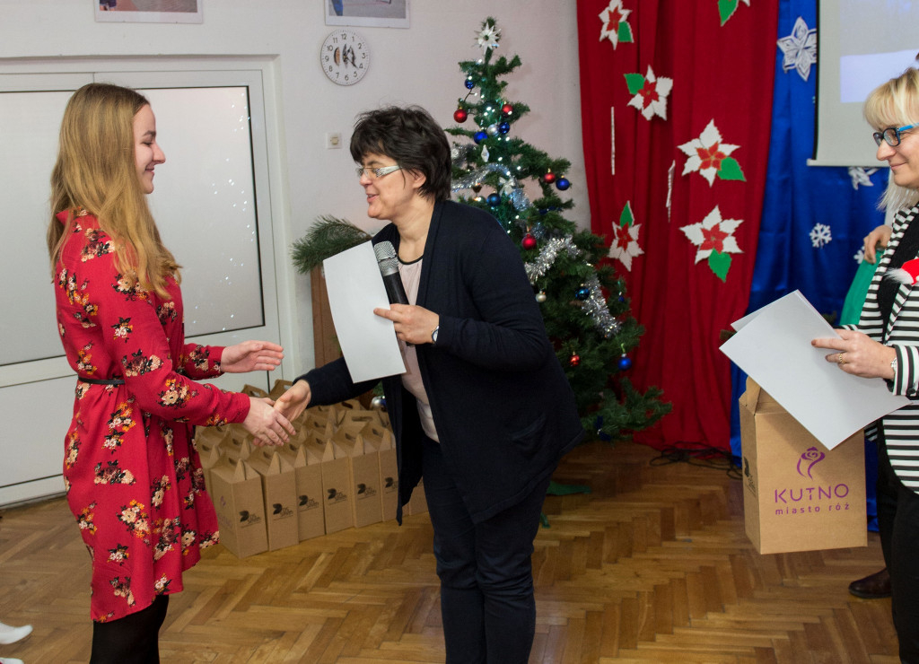 Wyśpiewali nagrody w Staszicu