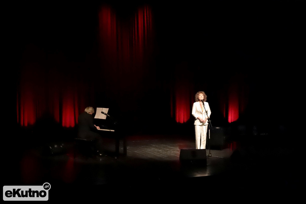 Alicja Majewska i Włodzimierz Korcz