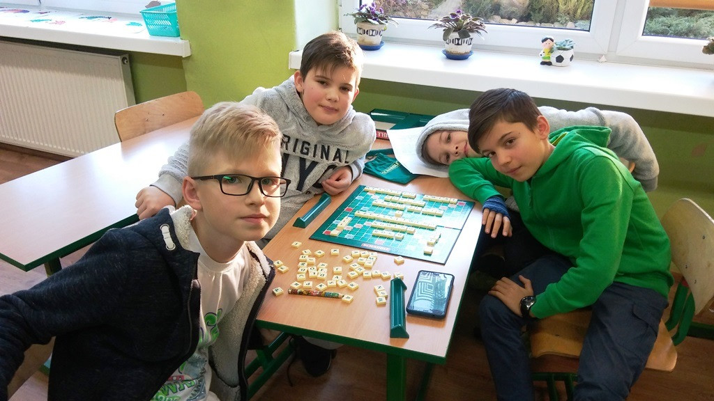  Szachy i scrabble w SP 6
