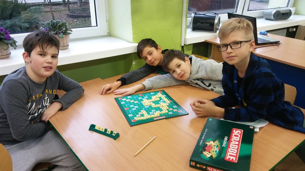  Szachy i scrabble w SP 6