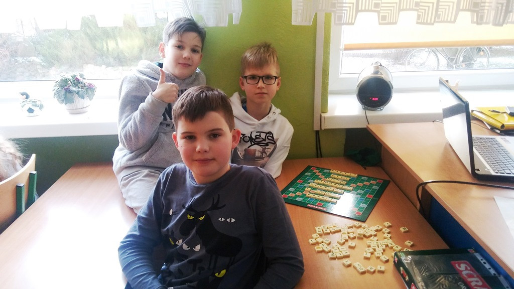  Szachy i scrabble w SP 6