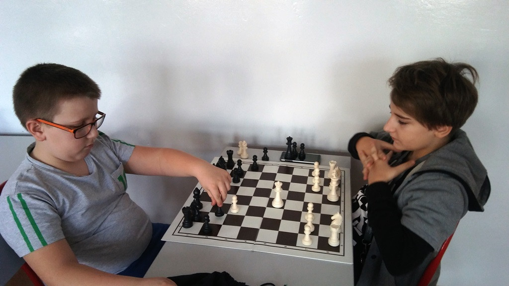  Szachy i scrabble w SP 6